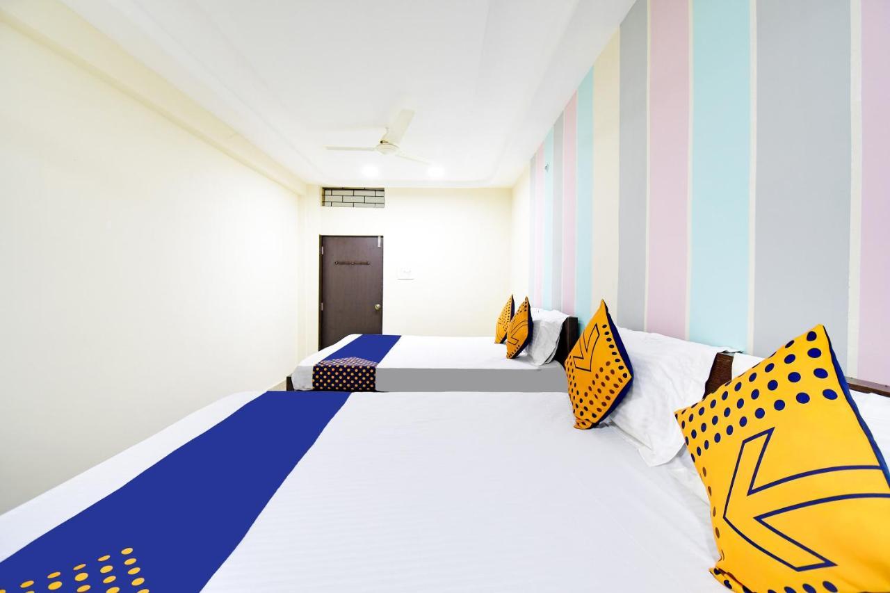 Spot On 67472 Anant Palace Hotel Raj Nandgaon Luaran gambar