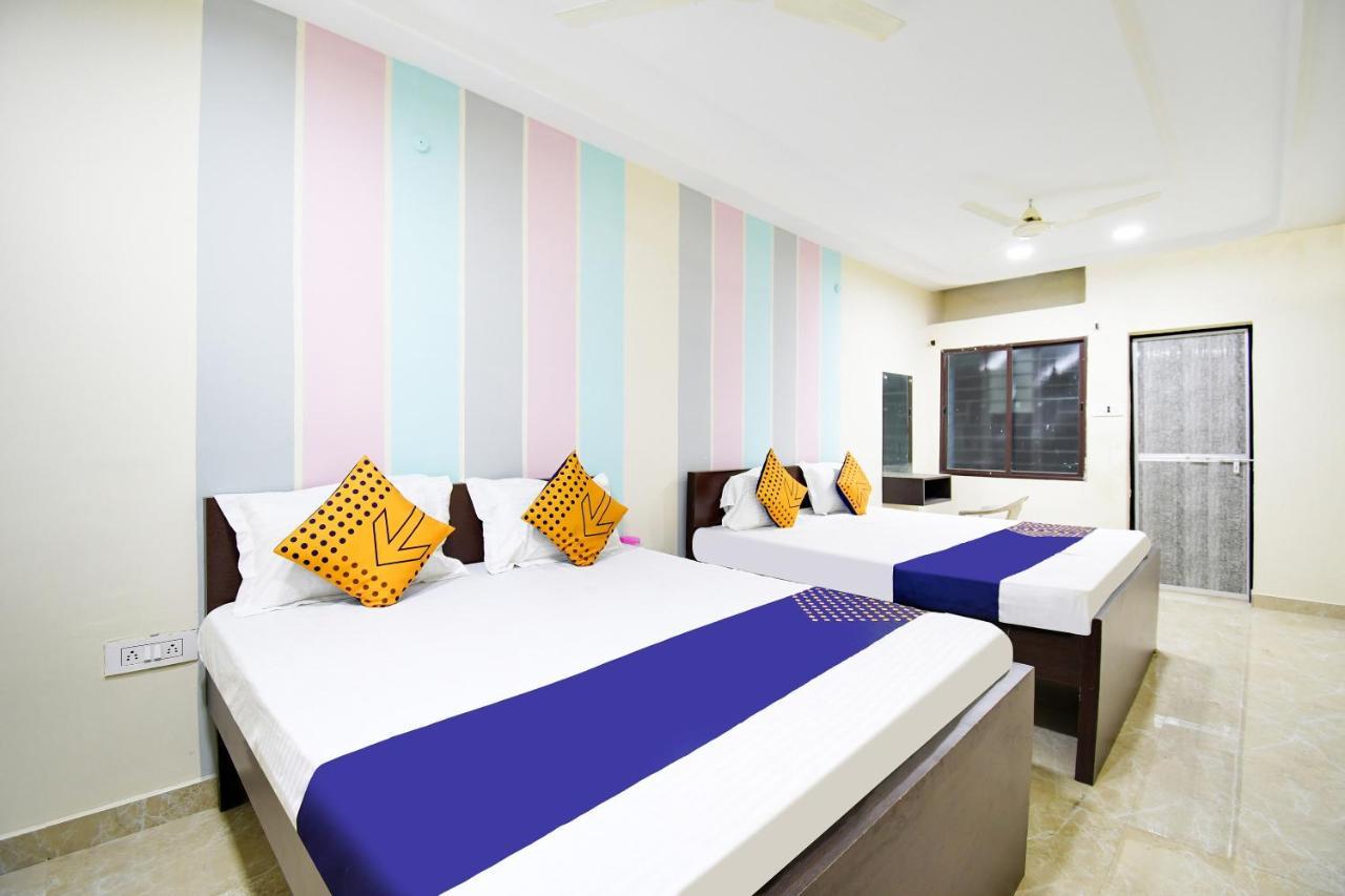 Spot On 67472 Anant Palace Hotel Raj Nandgaon Luaran gambar