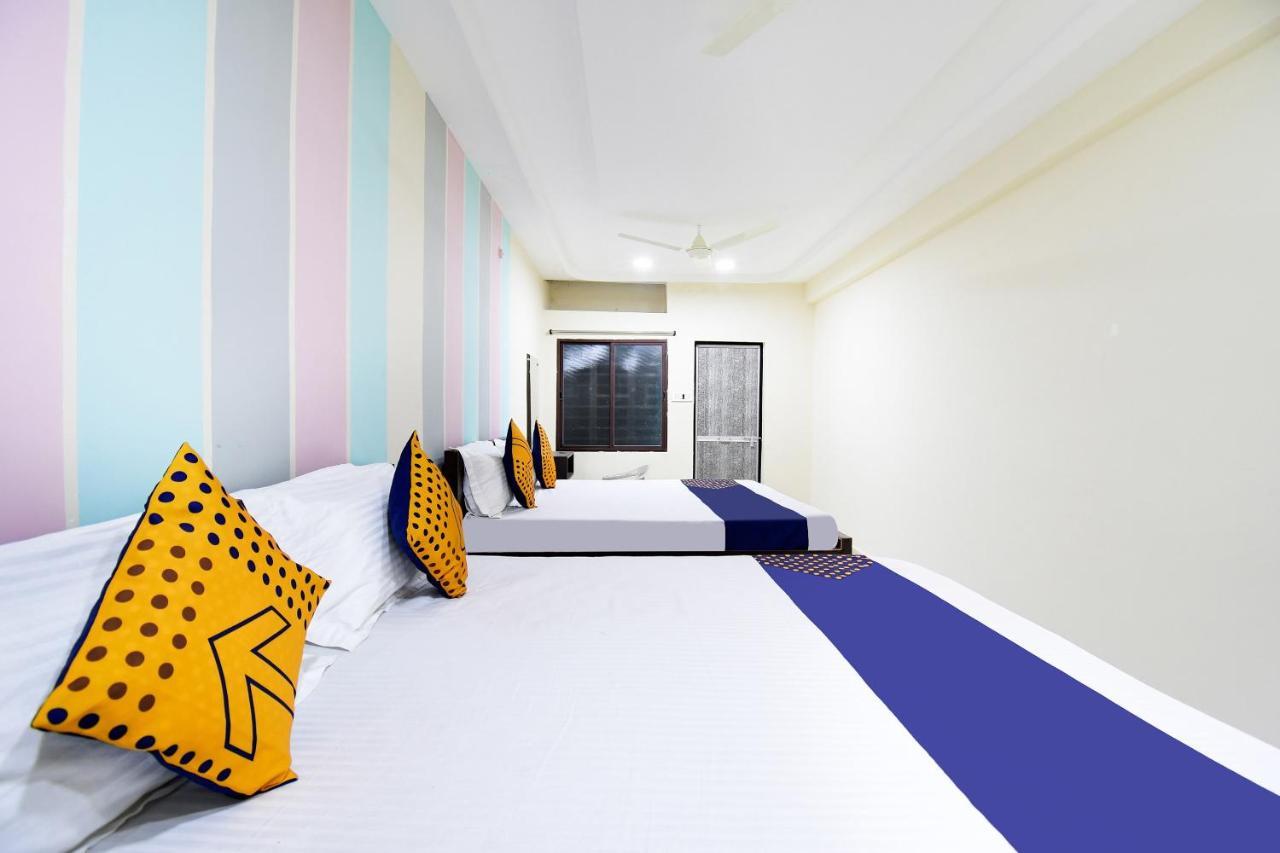 Spot On 67472 Anant Palace Hotel Raj Nandgaon Luaran gambar
